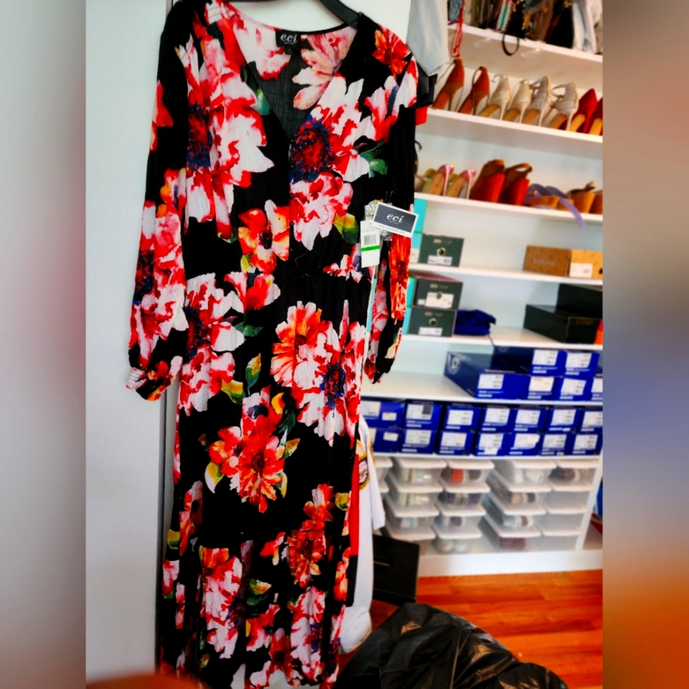 Womens maxi dress new with tags